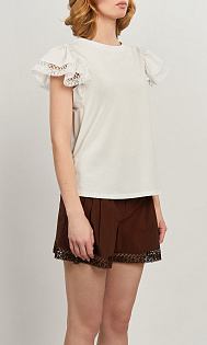 Футболка с кружевом