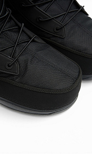 Мунбуты на шнуровке