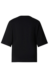 Футболка с вышивкой