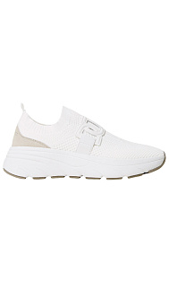 Кроссовки с логотипом