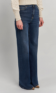 Широкие джинсы