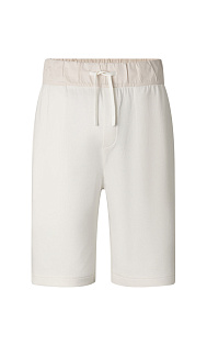 Спортивные шорты