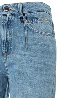 Широкие джинсы