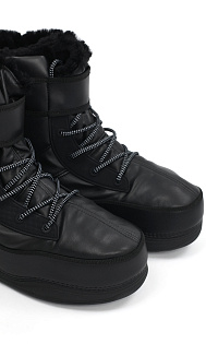 Мунбуты на шнуровке