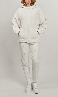 Толстовка с вышивкой