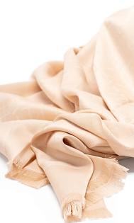 Шарф с принтом и бахромой