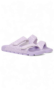 Шлепанцы с логотипом