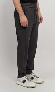 Спортивные брюки